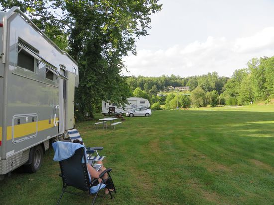 Hier sind es heute nur 31 °, also mal nicht so heiß. Bis hierhin sind wir 21.000 km gefahren zeigt uns der Kilometerstand.