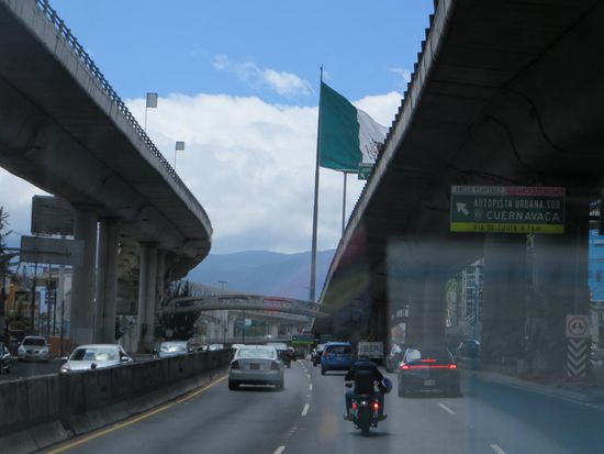 endlich haben wir die Straße nach Cuernavaca gefunden