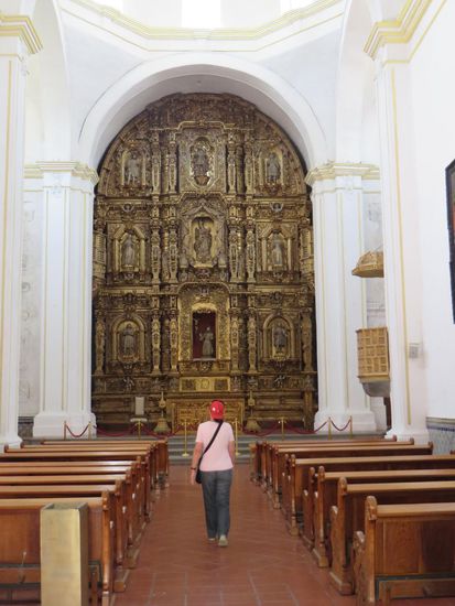 und der vergoldete Barockaltar