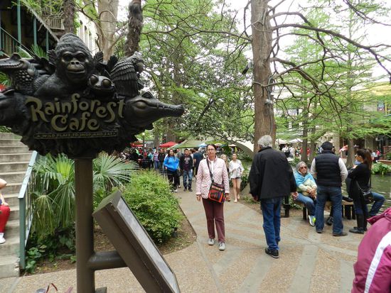 Von Los Alamos aus sind wir nochmals zum Riverwalk zurück gegangen und sind auch runter zum Fluß gestiegen.