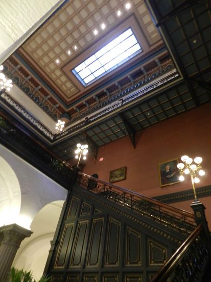 das edle Treppenhaus