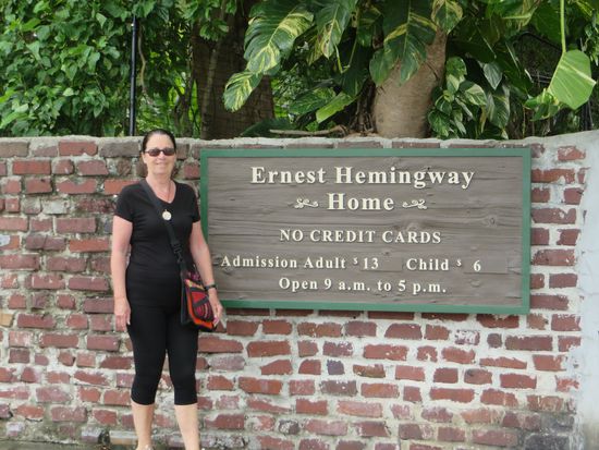 Wir gingen die Whitehead Straße entlang zum Hemingway Haus.