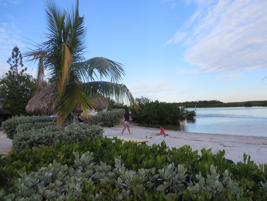der  Strand von unserem Campingplatz