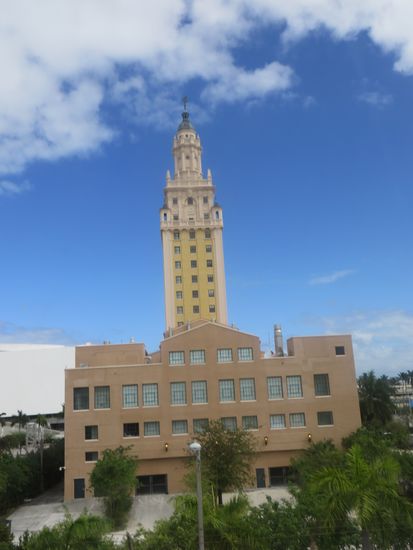 Der Freedom Tower, der der Giralda in Sevilla nachempfunden ist.