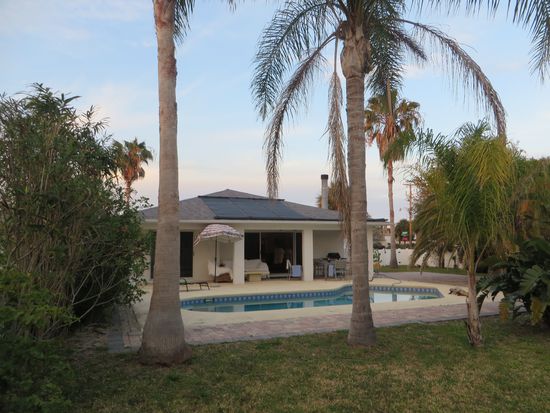 aut der Terrasse trinken wir Kaffee