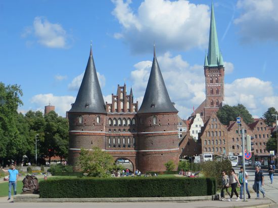 das Holstentor