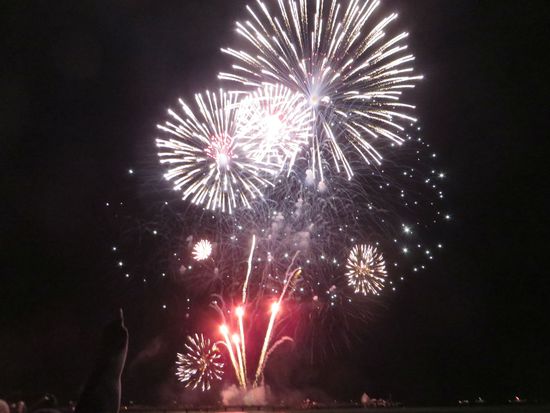 und Feuerwerk