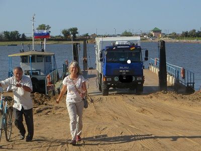 Rieke und Rudi kommen an Land