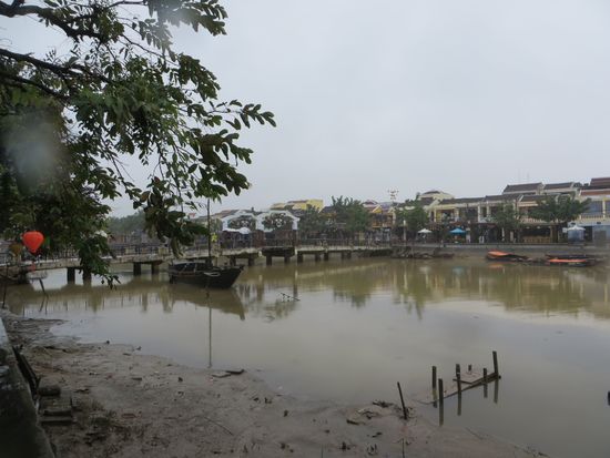 Fluß Sông Thu Bồn