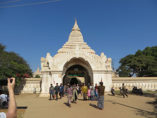 Es geht weiter zum Ananda-Tempel.