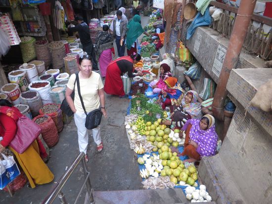 Das Angebot ist sehr reichhaltig und wir freuen uns, dass wir so frische Ware bekommen.