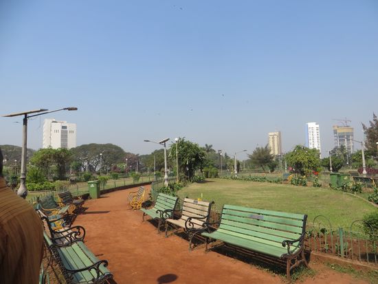 die hängenden Gärten von Mumbai und der Turm des Schweigens