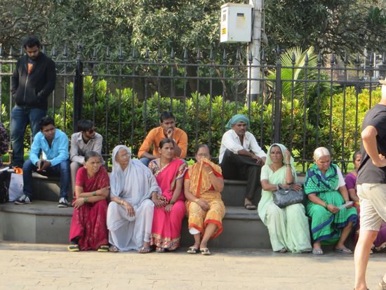 Auch indische Touristen müssen mal ein kleines Päuschen einlegen.