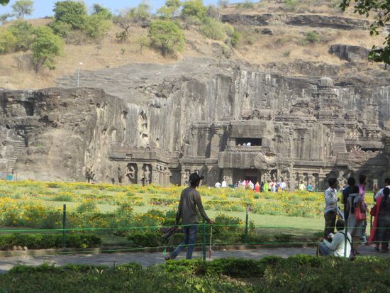 Seit dem Jahr 1983 zählt der Komplex aus 34 buddhistischen, hinduistischen und jainistischen Höhlentempeln zum UNESCO-Weltkulturerbe.