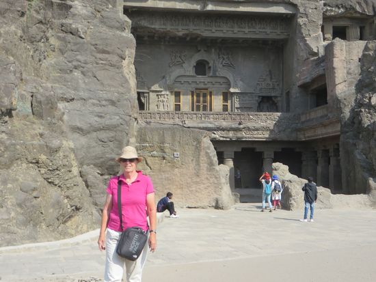 der Eingang zu Höhle 1