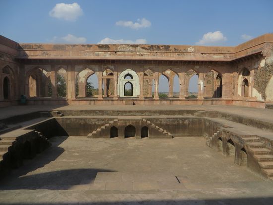 Pool des Palastes des Baz Bahadur
