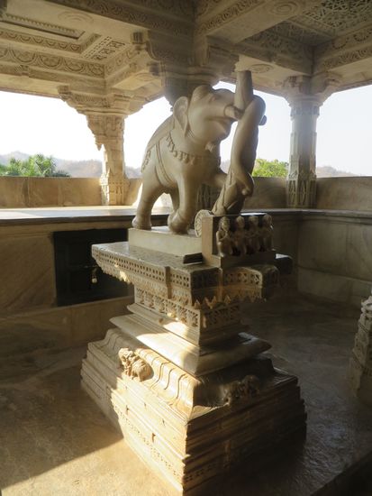 ein Elefanten Standbild