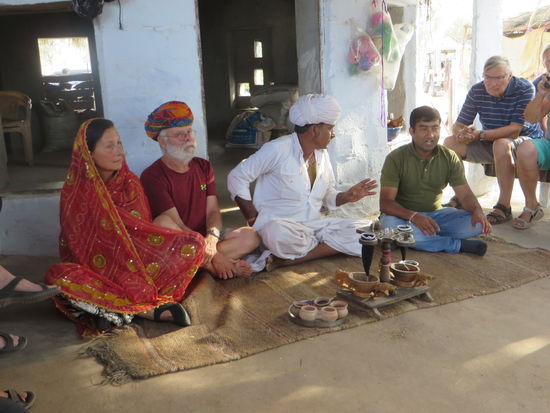 Jeder, der wollte, konnte von dem Gebräu probieren, aber es schien nicht zu wirken.