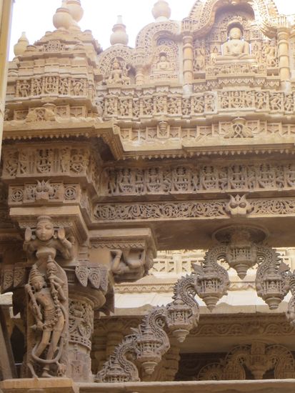 Auch in Jaisalmer gibt es einen Jaintempel