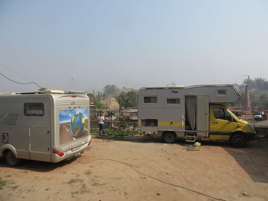 unser Stellplatz am Hotel