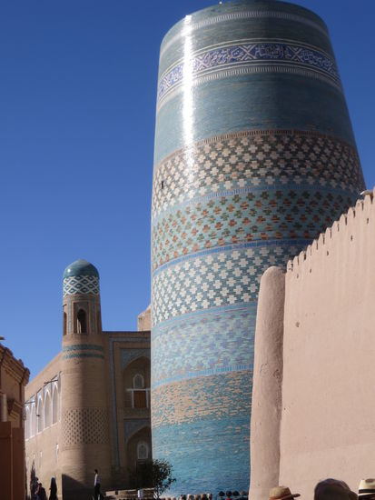 Die Moschee mit dem unvollendeten Minarett