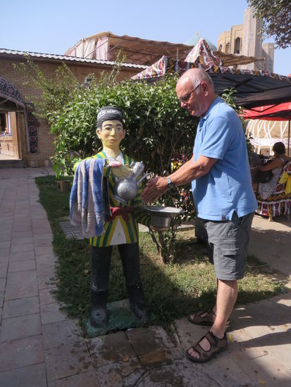 Dann wartete das Mittagessen auf uns, aber vorher mußten wir uns noch die Hände waschen.