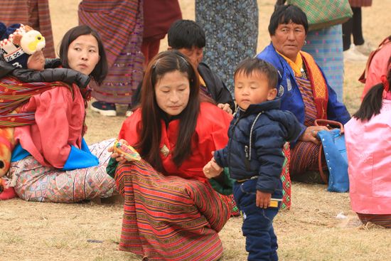 auch viele Kinder sind da