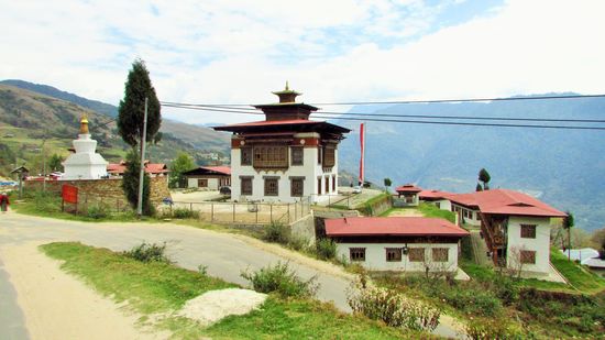 Durchfahrt durch ein Dorf