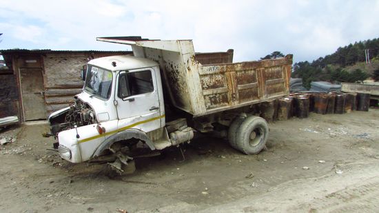 Der LKW kommt jetzt auch nicht mehr weit, so soll es unseren Autos aber nicht ergehen.