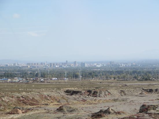 Eine Stadt auf einer Hochebene