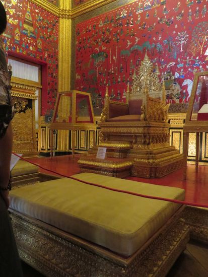 Der Thronsaal mit dem Königsthron