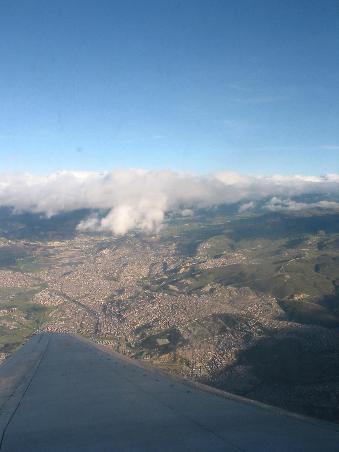 Uber Bogota/Kolumbien. Mittlerweile habe ich soviel gutes ueber das Land gehoert, dass ich es echt schade finde, es nicht bereist zu haben!