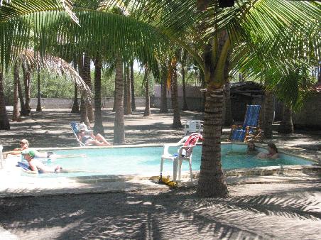 Ort des Geschehens: Relaxen, schwimmen, trinken...