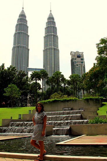 Die Petrona Twin Towers im Hintergrund