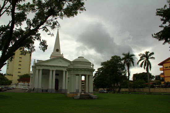 und Kirche...alles fast nebeneinander!