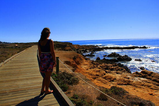 Mit ständigem Meerblick...zurück geht's dann unten am Strand