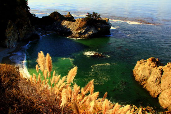 Spaziergang im Julia Pfeiffer Park mit tollem Ausblick