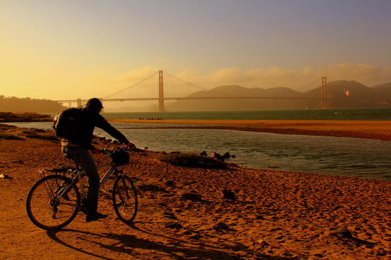 Am 2. Tag unternehmen wir eine Velotour zur und über die Golden Gate Brigde. Die perfekte Idee, die Tour ist super. Der teilweise starke Wind (v.a. auf der Brücke) hingegen gefällt uns weniger 