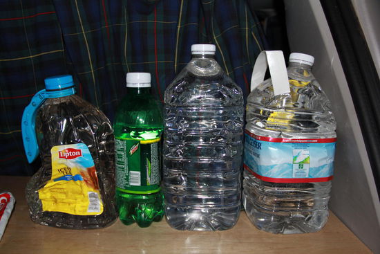 Wir wissen uns zu helfen, wenn keine Duschen vorhanden sind 
Die Nacktfotos ersparen wir euch jetzt 