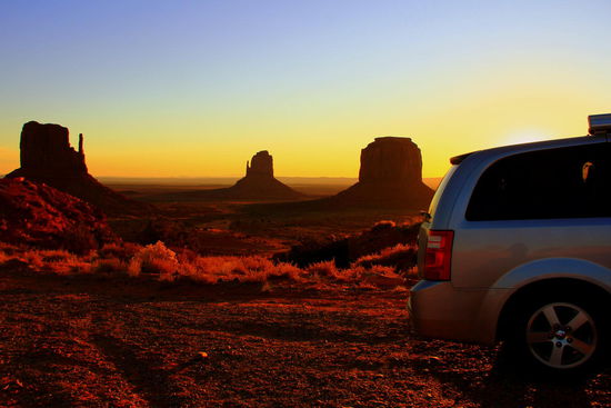 Von unserem tollen Übernachtungsplatz werden wir morgens vom wunderbaren Sonnenaufgang geweckt