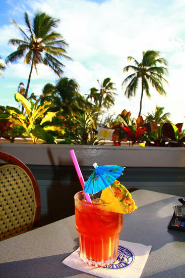 Abschluss Kauai mit einem traditionellen Mai Tai