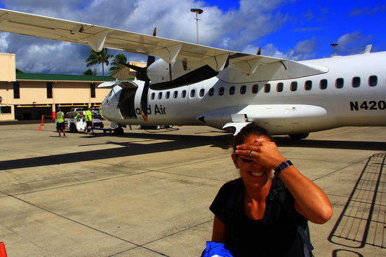 Augen zu und durch  Gerade mal 40 Passagiere sind wir in diesem kleinen "Chrutzli". Aber schlimm oder groß anders war`s nicht 