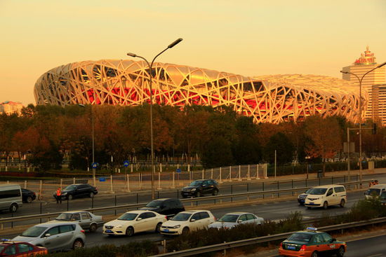 Nationalstadion, auch "Vogelnest", ist das im April 2008 eröffnete Olympiastadion der Olympischen Sommerspiele 2008 und Sommer-Paralympics 2008 in Peking. Es ist Teil des Olympic Green (Olympiapark).