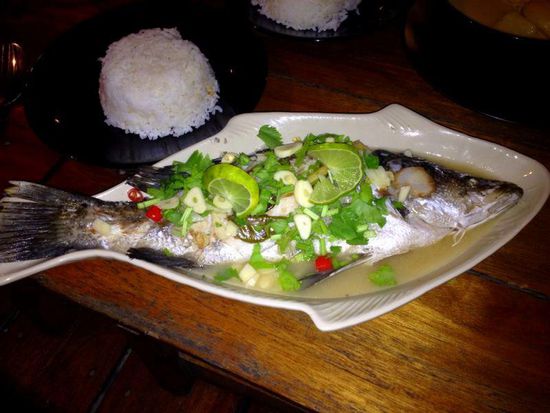 Wieder ein Natelbild...
Neben den Shrims steht auch Fisch bei Reto häufig auf dem Speiseplan