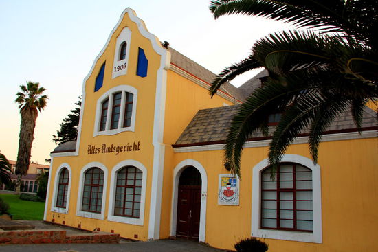 "1906 Altes Amtsgericht"