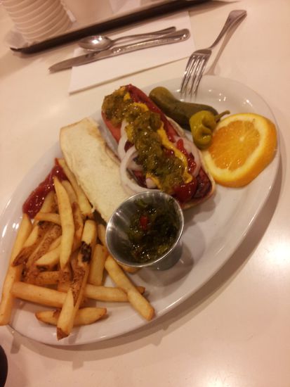 Moon Doggie, Relish und Fries