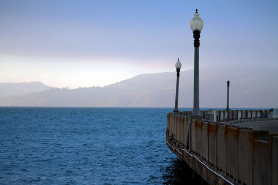 Blaue Stunde an der San Francisco Bay