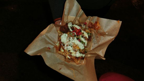 Zugegeben, die Occupy Fries sehen nicht sehr appetitlich aus, sind aber unheimlich lecker!