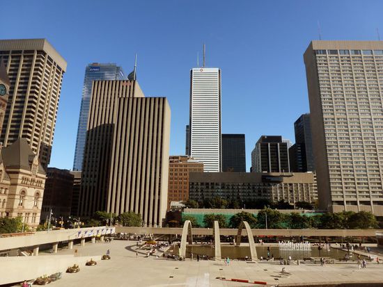 Der "Rathausplatz" Torontos
