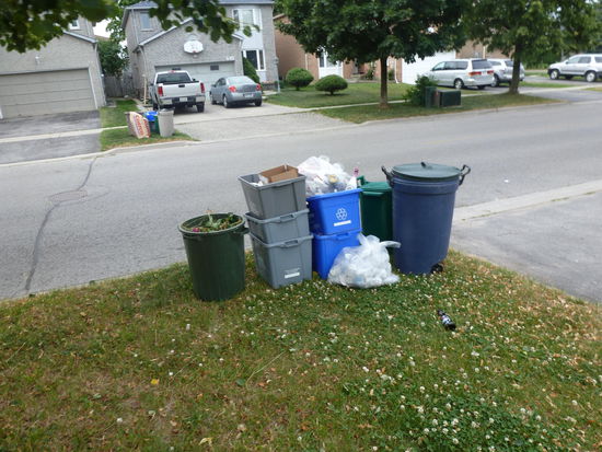 Kanadische Mülltrennung. Getrennt ist es!